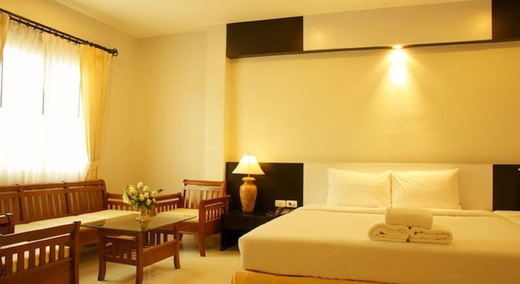 Hotel Airport Mansion Phuket Ban Bo Han Exterior foto